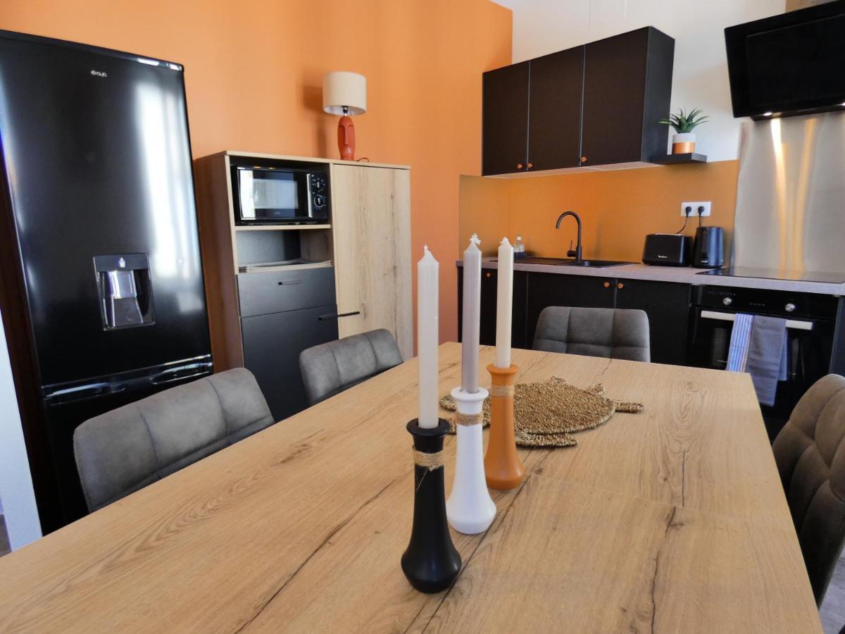 Logis Hotel Emeraude Confolens Zewnętrze zdjęcie